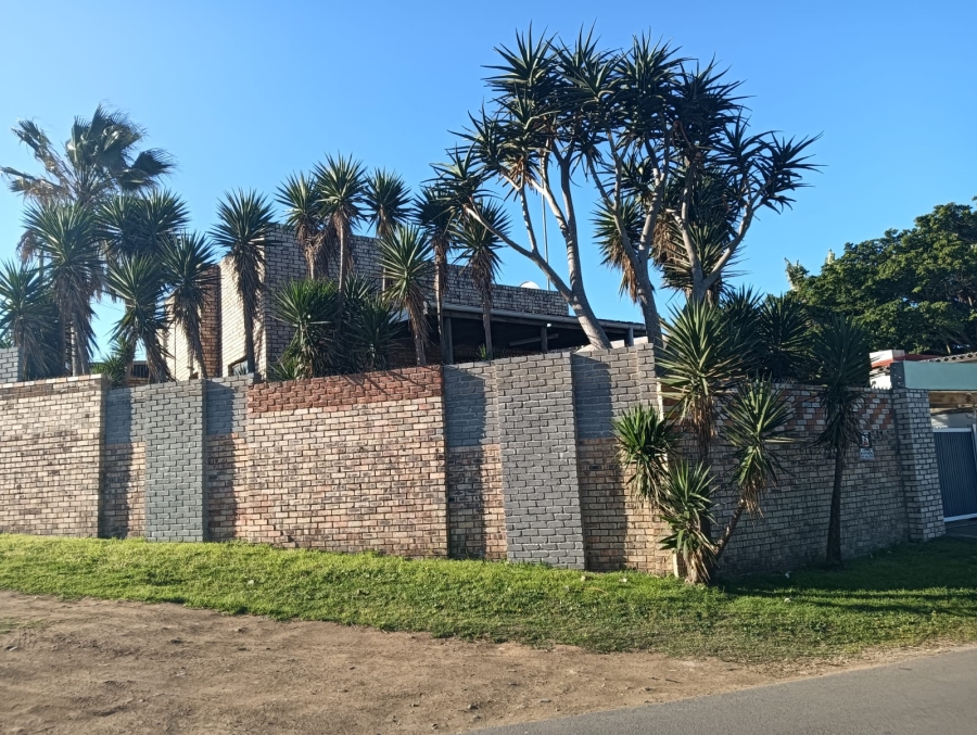 3 Bedroom Property for Sale in Gonubie Eastern Cape
